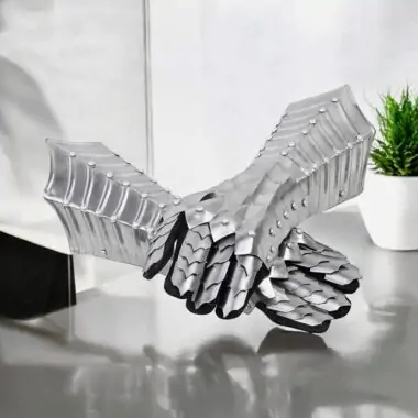 Home 14 Gauntlets