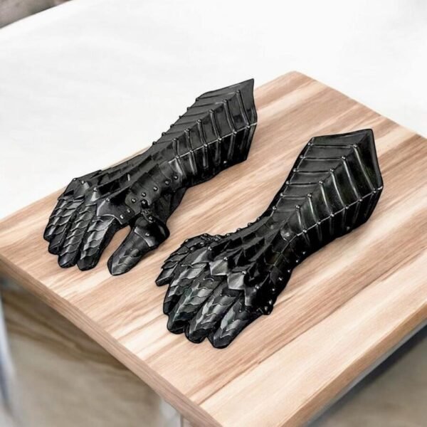 Nazgul Fantasy Gauntlets