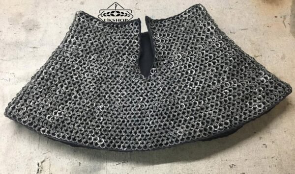 Chainmail Aventail with Cotton Padded collar (neck protection), 9mm flat riveted with solid rings Aventail, Easter