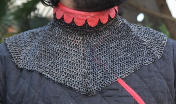 Chainmail Bishop Mantle