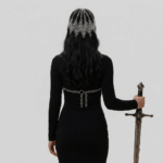 chainmail top with head dress (2)